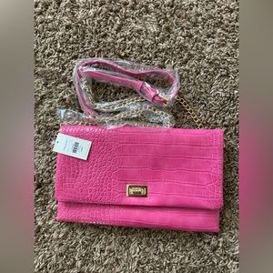 Francesca’s clutch bag